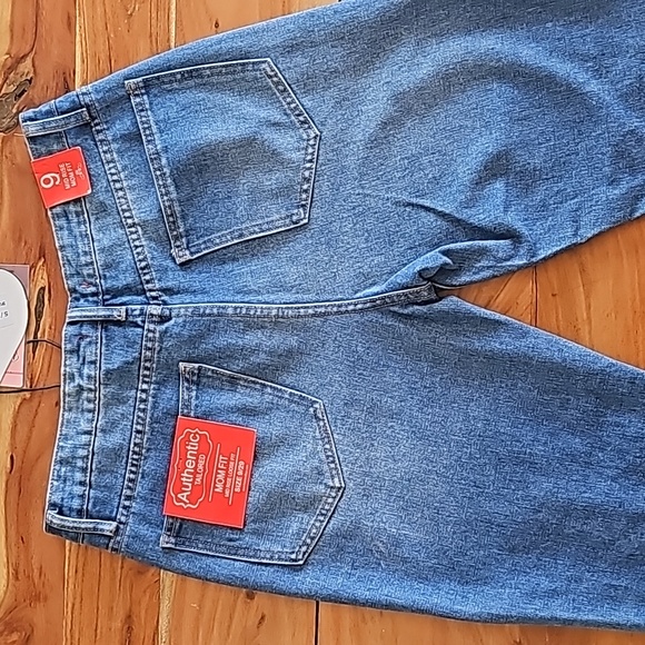 HH Jeans Authentic Tailored Mid Rise Mom Fit Mid Rise Loose Fit Size 9/29 - Picture 7 of 13